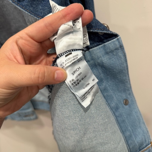 Levi’s Baggy Trucket Jacket Denim Two-Tone Small - Picture 6 of 8